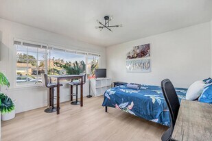 945 Maryann Dr in Santa Clara, CA - Building Photo