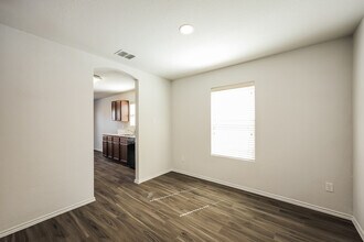 8907 Ashley Wilkes in San Antonio, TX - Building Photo - Building Photo