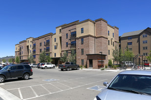 Yugo Flagstaff Grove Apartments