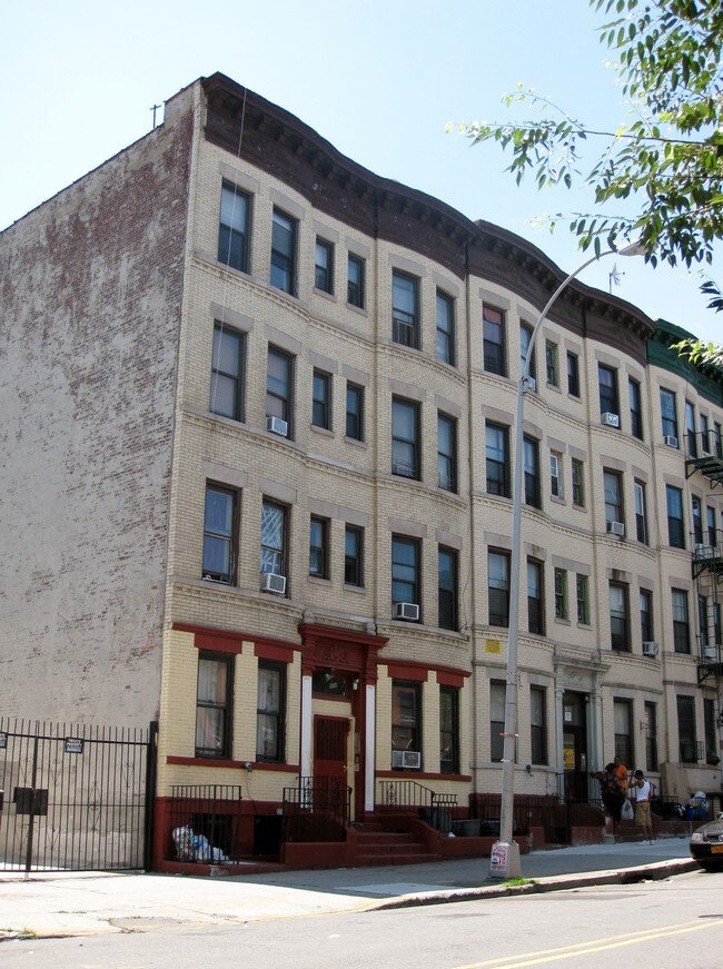 802 St John S Pl in Brooklyn, NY - Building Photo - Building Photo