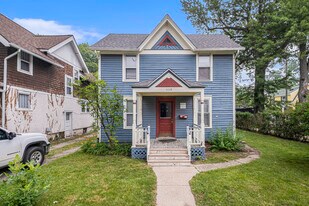1119 S Forest Ave in Ann Arbor, MI - Building Photo