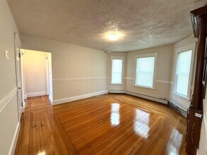 43 Broadway, Unit 1 in Somerville, MA - Building Photo - Building Photo