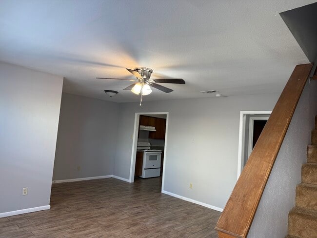 2819 Longmire Dr in College Station, TX - Building Photo - Building Photo