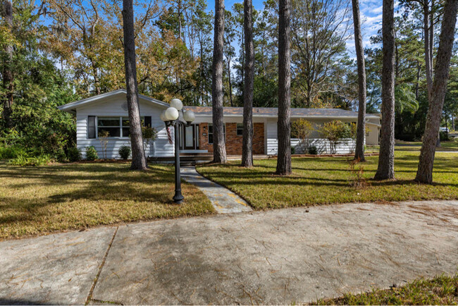 2920 SW 1st Ave in Gainesville, FL - Building Photo - Building Photo