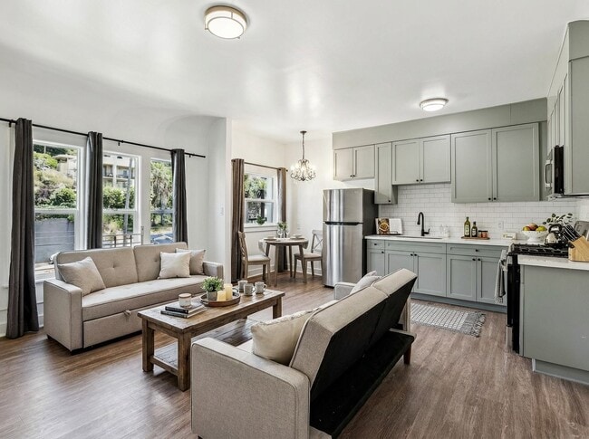 ONE MONTH FREE! Enjoy a LOOK & LEASE special of $500! in Los Angeles, CA - Foto de edificio - Building Photo