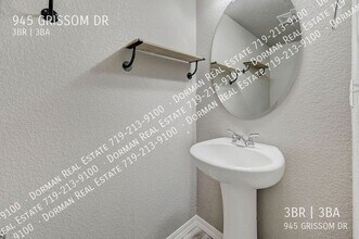 945 Grissom Dr. in Colorado Springs, CO - Building Photo - Building Photo