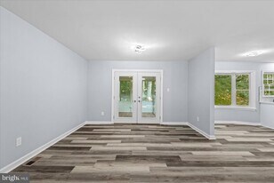 2312 Harpoon Dr in Stafford, VA - Building Photo