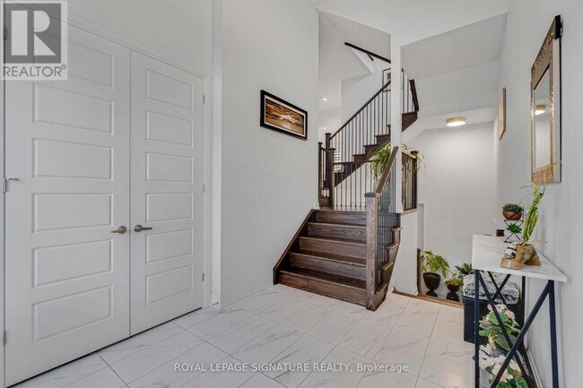 3255 Harasym Trl in Oakville, ON - Building Photo - Building Photo