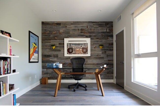 6068 W Studio Ct in Los Angeles, CA - Building Photo - Building Photo