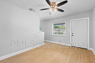 3418 W St Louis St in Tampa, FL - Building Photo - Building Photo