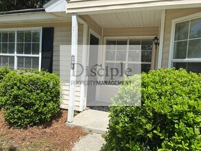 282 Rice Gate Dr in Richmond Hill, GA - Building Photo - Building Photo