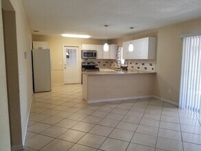 1484 Ave H NE in Winter Haven, FL - Building Photo - Building Photo
