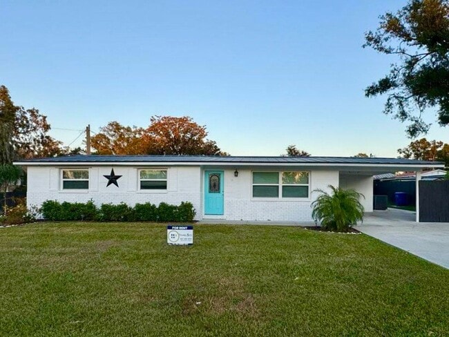 property at 703 NE 11th Ave