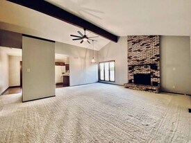 117 Juniper Dr in Schererville, IN - Building Photo