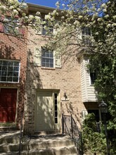 1135 Lindsay Ln in Hagerstown, MD - Building Photo - Building Photo