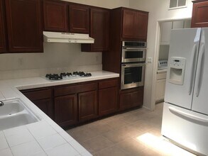 40260 Vía Tonada in Murrieta, CA - Building Photo - Building Photo