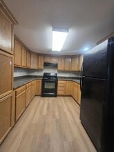 936 W 8th St in Junction City, KS - Building Photo - Building Photo