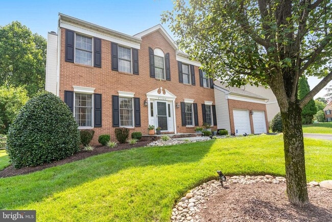 21320 Traskwood Ct in Sterling, VA - Building Photo - Building Photo