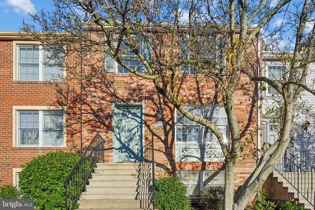 property at 5205 Pleasure Cove Court