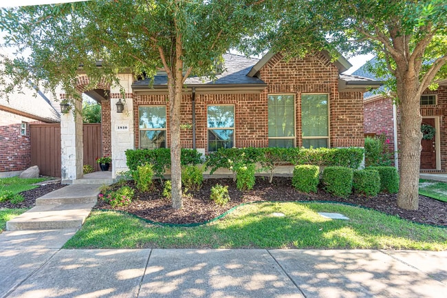 property at 1810 Sanderlain Ln