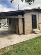 430 Ferris Ave in San Antonio, TX - Building Photo - Building Photo