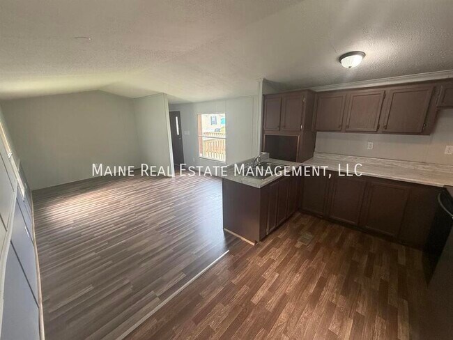 799 Stillwater Ave in Old Town, ME - Building Photo - Building Photo