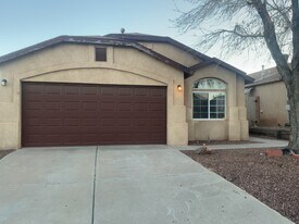 5936 Canis Ave NW in Albuquerque, NM - Building Photo