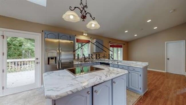 4068 7th St NW in Rochester, MN - Building Photo - Building Photo