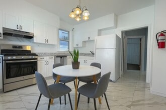 304 FULTON Ave in Jersey City, NJ - Building Photo - Building Photo