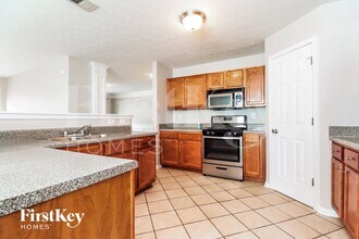 592 Howell Dr in Locust Grove, GA - Building Photo - Building Photo