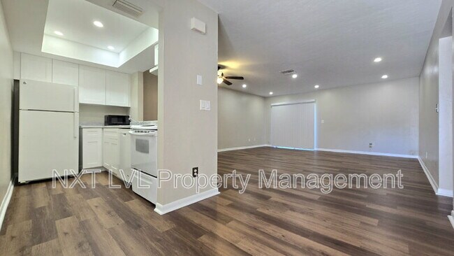 3313 Skyline Blvd in Cape Coral, FL - Building Photo - Building Photo