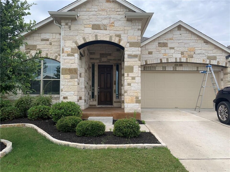 16433 Aventura Ave in Pflugerville, TX - Building Photo