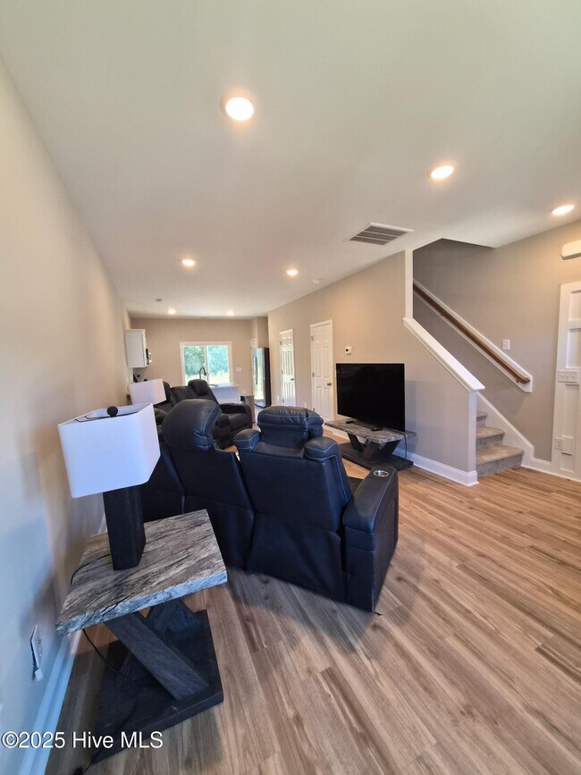 187 Loren Rd in Hubert, NC - Building Photo - Building Photo