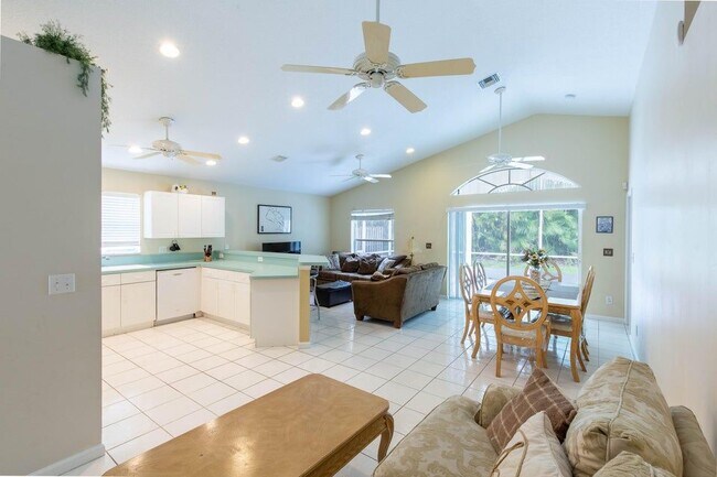 1869 Barnstable Rd in Wellington, FL - Building Photo - Building Photo