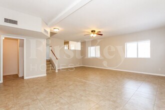 12720 N 86th Dr in Peoria, AZ - Building Photo - Building Photo