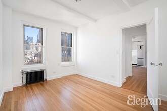 325 W 45th St in New York, NY - Building Photo - Building Photo