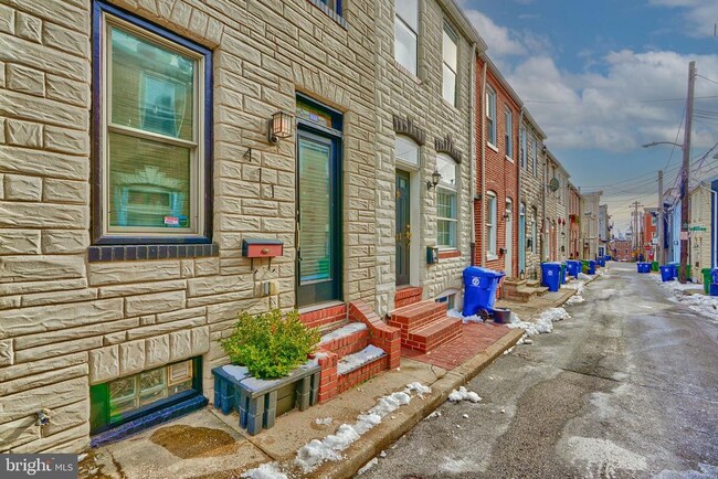 411 S Madeira St in Baltimore, MD - Building Photo - Building Photo