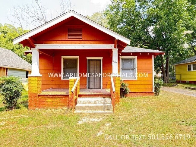 property at 2301 S Valentine St