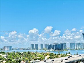 19370 Collins Ave in Sunny Isles Beach, FL - Building Photo - Building Photo