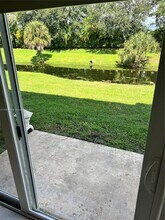 10181 Twin Lakes Dr in Coral Springs, FL - Building Photo - Building Photo