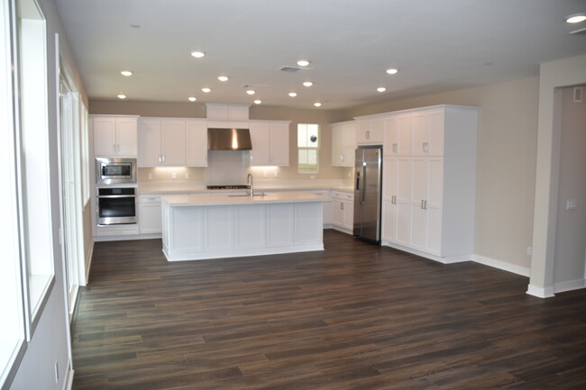 6659 Encelia Pl in Carlsbad, CA - Building Photo - Building Photo