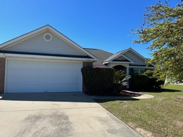 property at 123 Auburn Cir