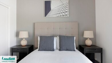 2121 W Butler Dr in Phoenix, AZ - Building Photo - Building Photo