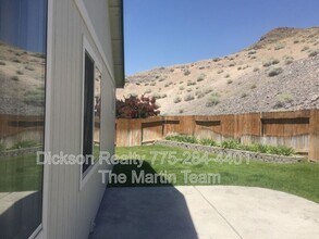 4608 S Desert Brush Ct in Sparks, NV - Building Photo - Building Photo