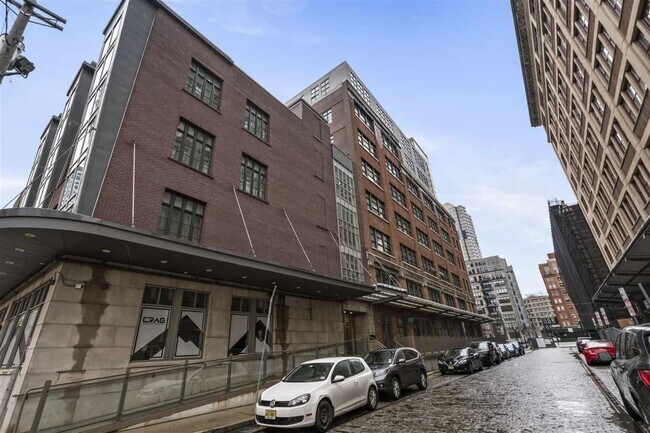 140 Bay St in Jersey City, NJ - Building Photo - Building Photo