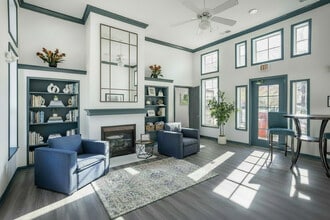 Blue Ridge Apartments in Johnson City, TN - Foto de edificio - Building Photo