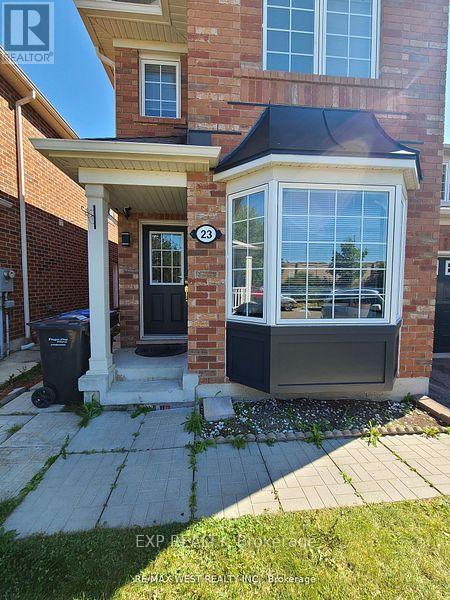 23 Owlridge Dr in Brampton, ON - Building Photo - Building Photo