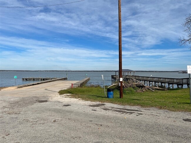 property at 91 Willow Oak Ln