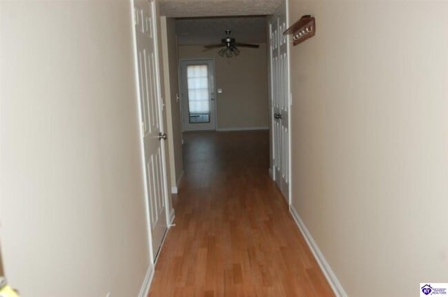 118 Darby Woods Ct in Radcliff, KY - Building Photo - Building Photo