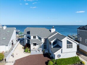 1207 Capstan Dr in Forked River, NJ - Building Photo - Building Photo